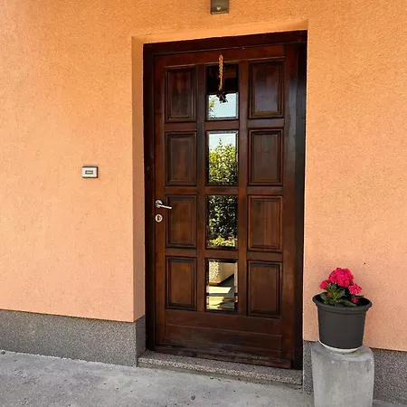 With Hot Tub - Pobri, - 27506 Apartman