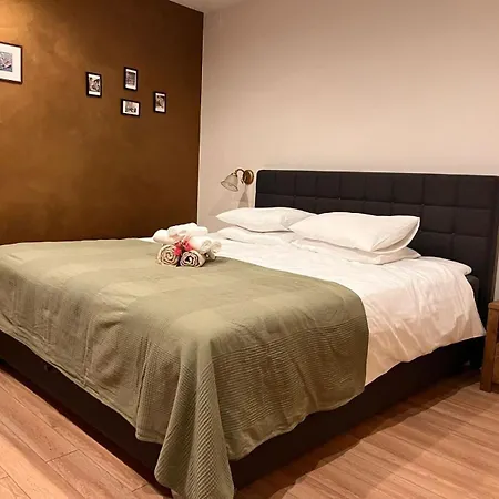 With Hot Tub - Pobri, - 27506 Apartman Abbázia