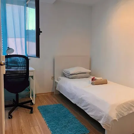 Apartman With Hot Tub - Pobri, - 27506 Abbázia